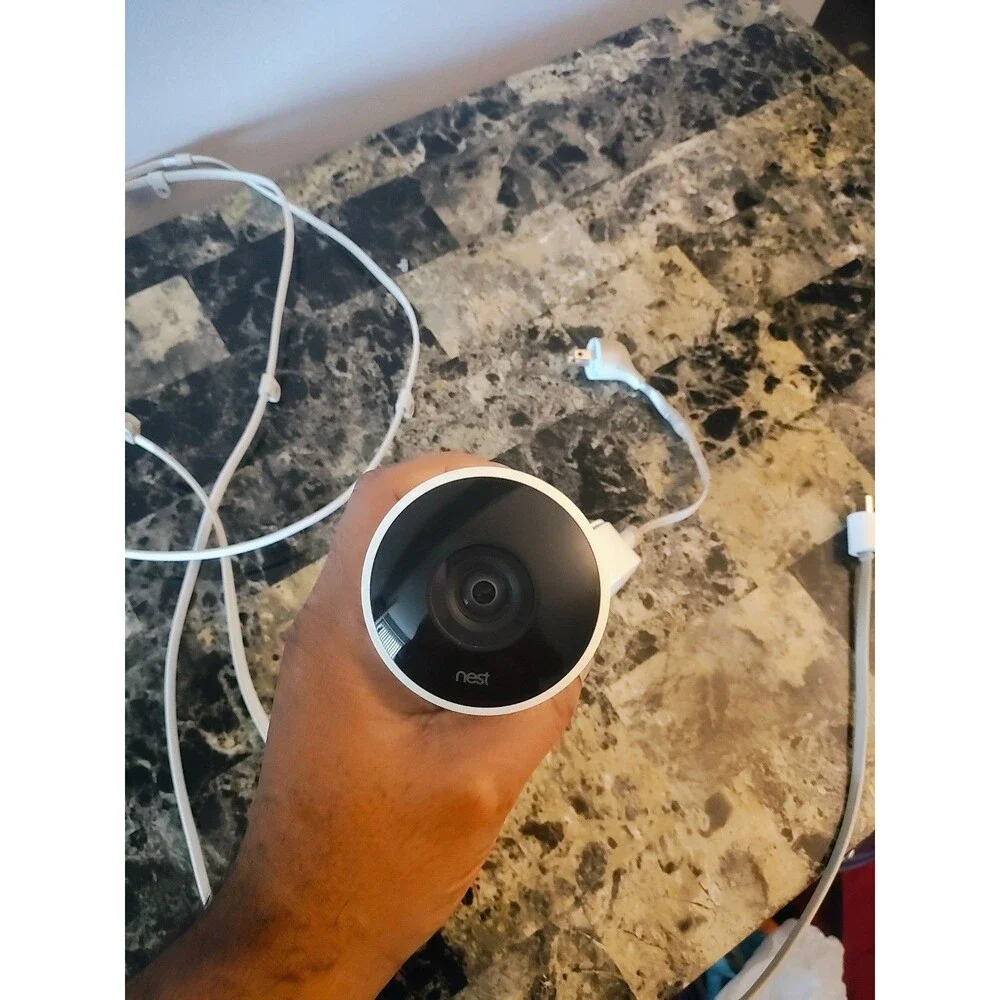 2 Google Nest Cam Outdoor Security Cameras NC2100ES – Tested Read Description